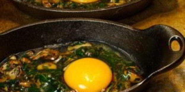 яичница со шпинатом и грибами в духовке