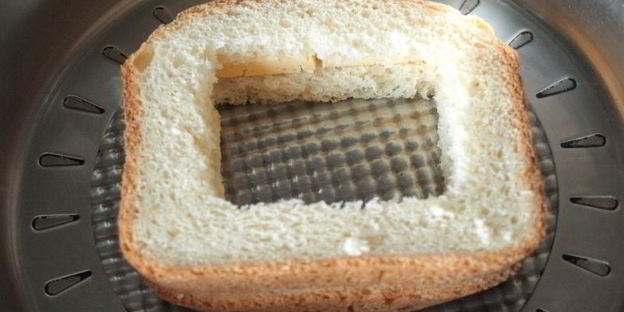 яичница в бутерброде