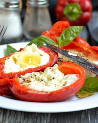 Яичница в перце в микроволновке