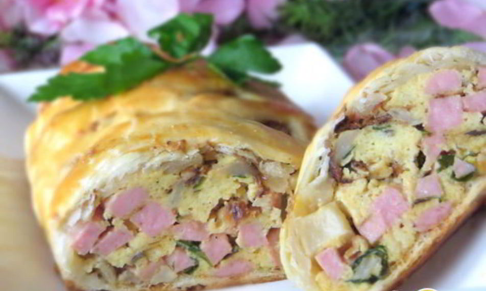 Рецепт яичницы в слоеном тесте к завтраку