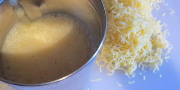 яичница в слоеном тесте к завтраку