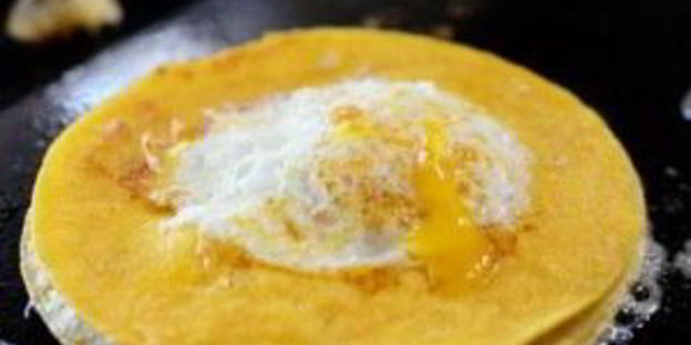 яичница в тортилье