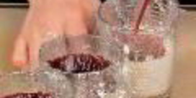 закуска из белой рыбы со свеклой