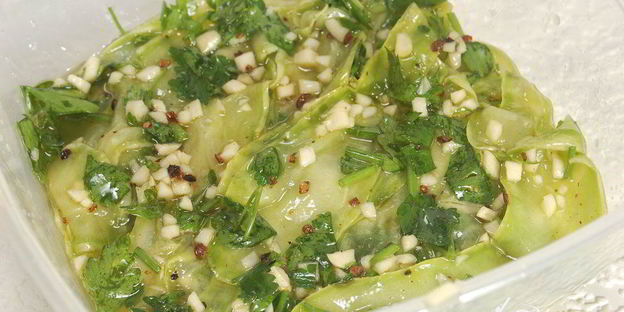 закуска из маринованных кабачков