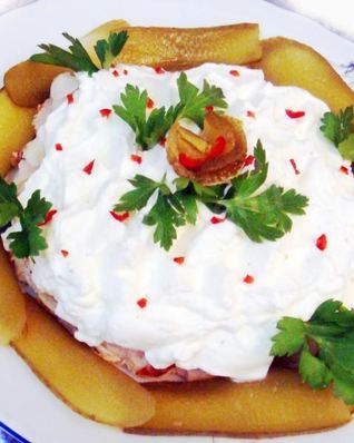 Закуска из свинины под сливочным соусом