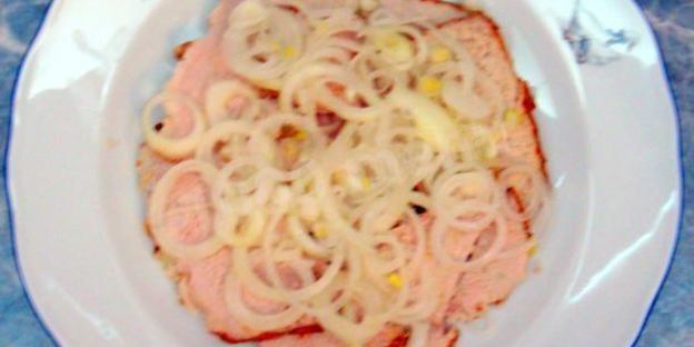 закуска из свинины под сливочным соусом