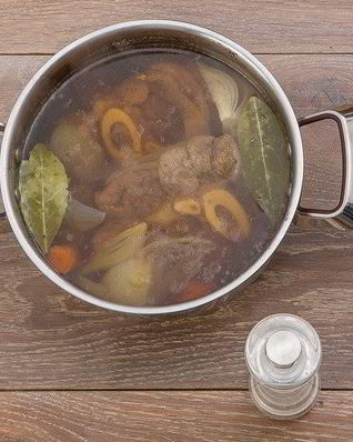 Новогоднее заливное из говядины