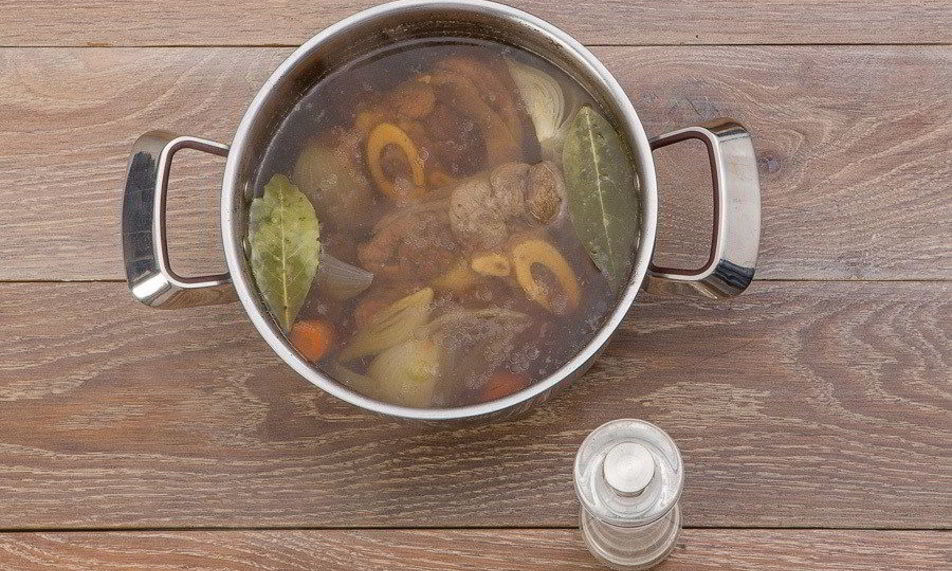 Рецепт новогоднего заливного из говядины