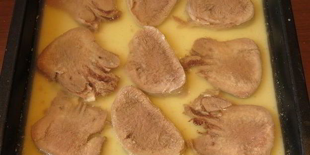 слоеное заливное из языка петушок