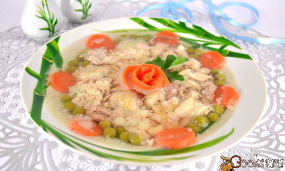 Рецепт заливного из курицы со свининой в мультиварке