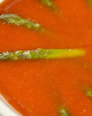 Заливное из перца со спаржей