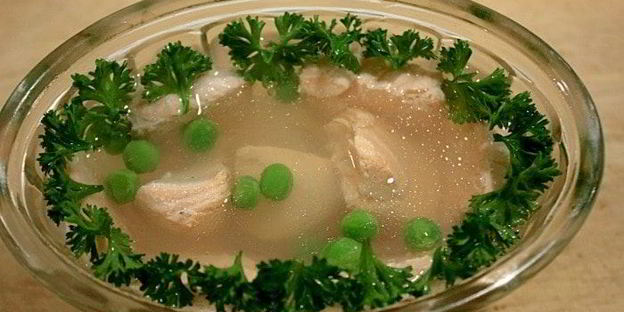 заливное из рыбы новогоднее