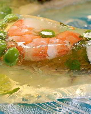 Заливное из судака с креветками