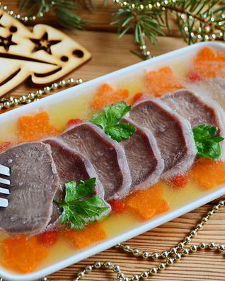 Заливное из языка на Новый Год