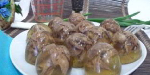 заливное в яичной скорлупе