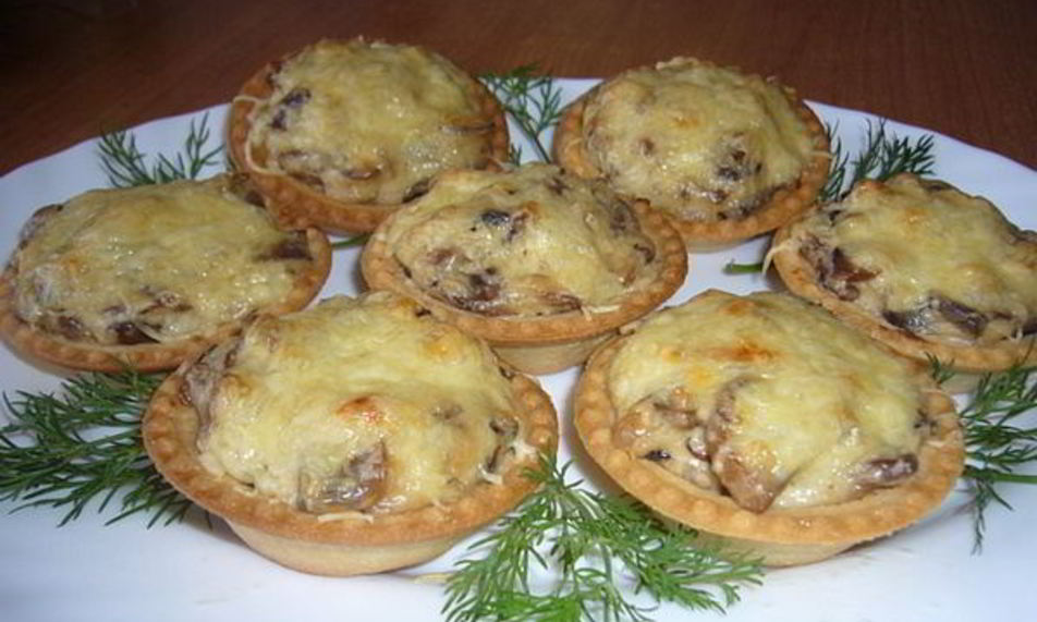 Рецепт грибного жульена в песочных тарталетках