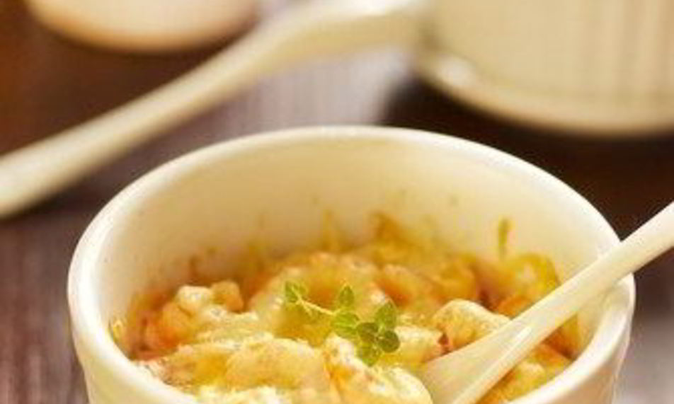 Рецепт куриного жюльена в сливочном соусе с золотистой корочкой из пармезана