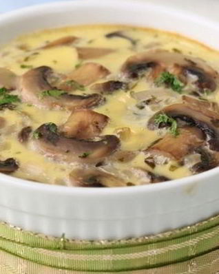 Жульен с картофелем, курицей и грибами