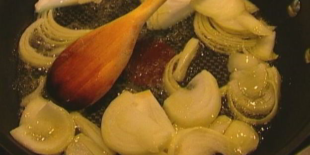 жульен с куриной печенью и грибами