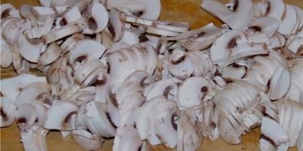 жульен с мидиями и креветками