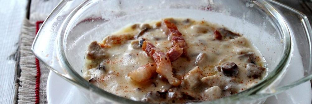 Жульен со свининой и грибами