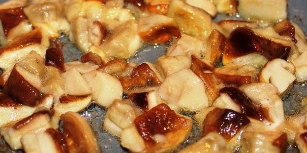 жюльен из крабов с белыми грибами