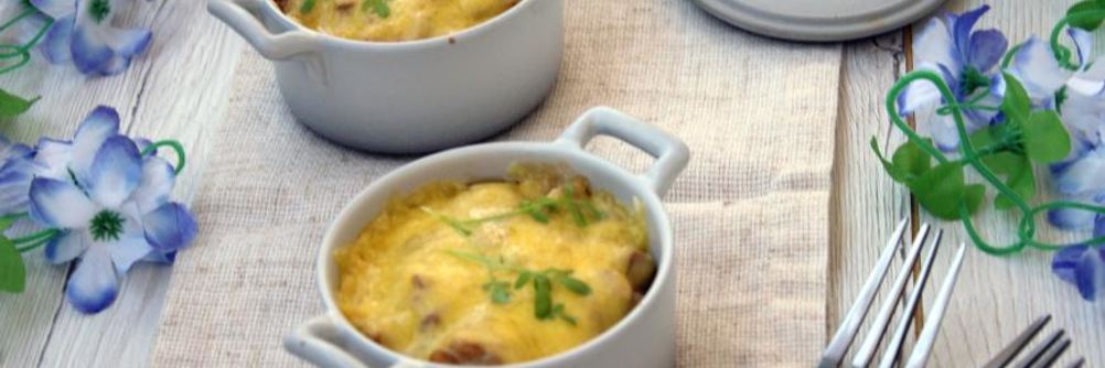 Жюльен с курицей и лисичками